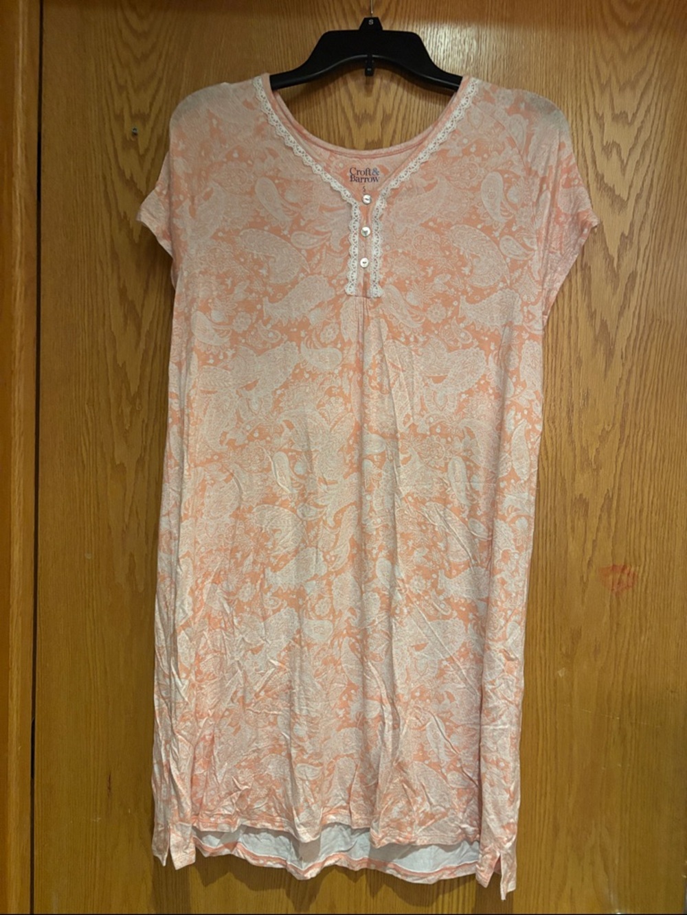 Croft & Barrow, peach color short sleeve nightgown, small